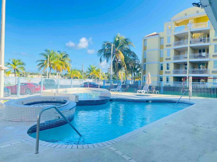 Villas Del Mar Beach Resort Loiza Exterior photo