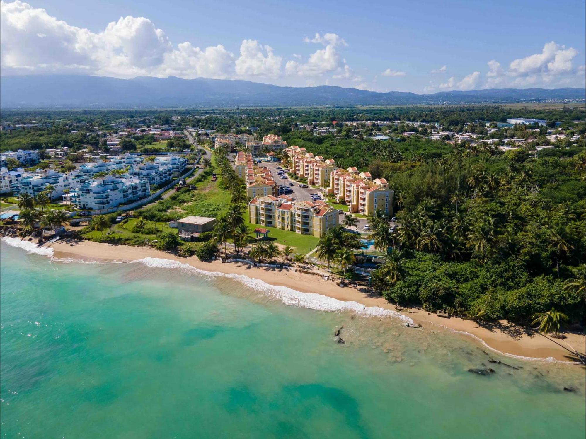 Villas Del Mar Beach Resort Loiza Exterior photo