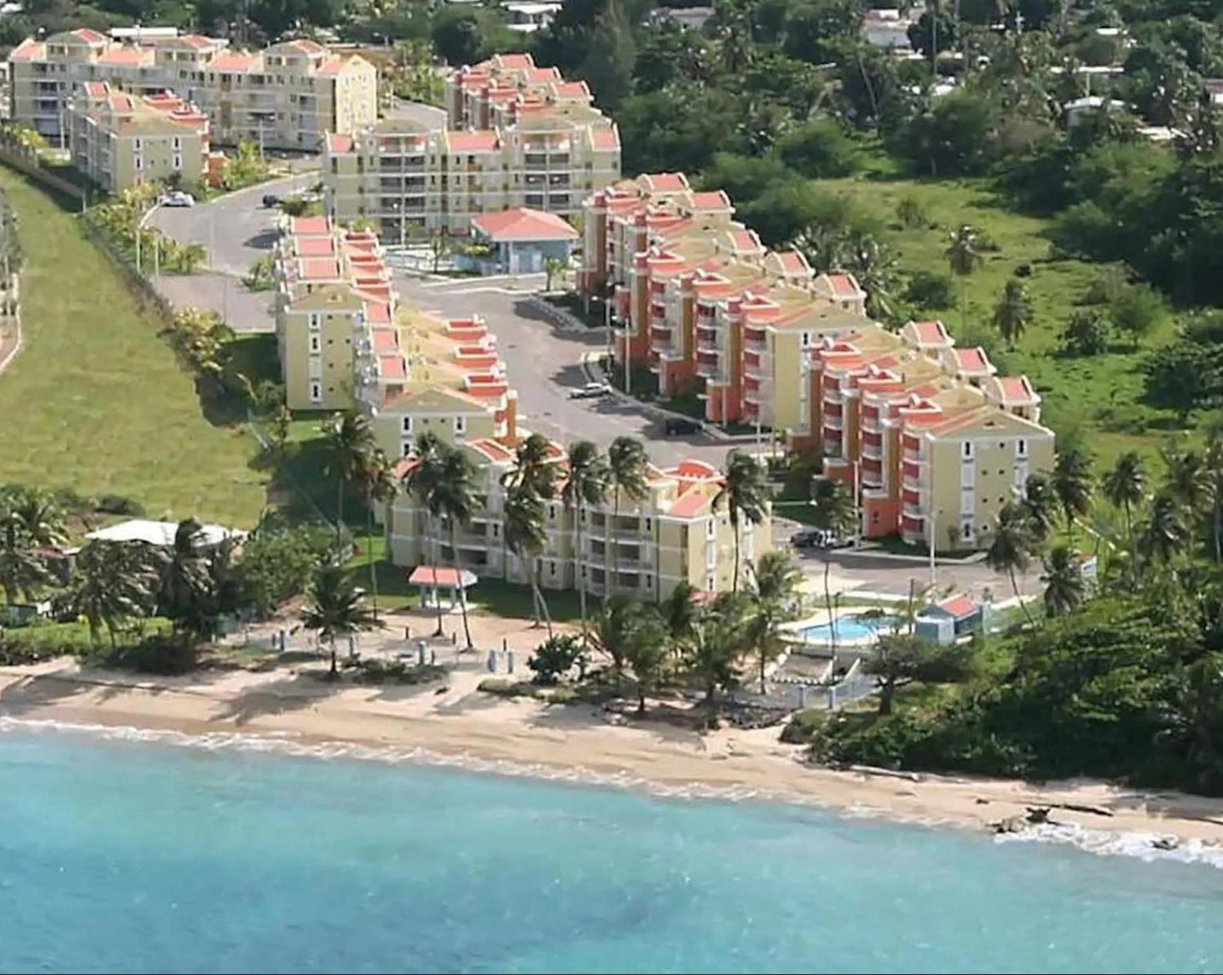 Villas Del Mar Beach Resort Loiza Exterior photo